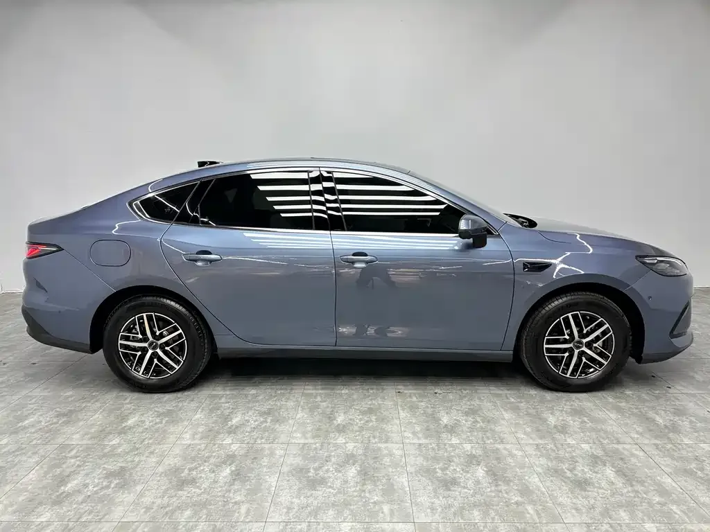 BYD Seal 05 DM-i — фото 2