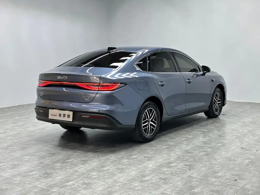 BYD Seal 05 DM-i — фото 4