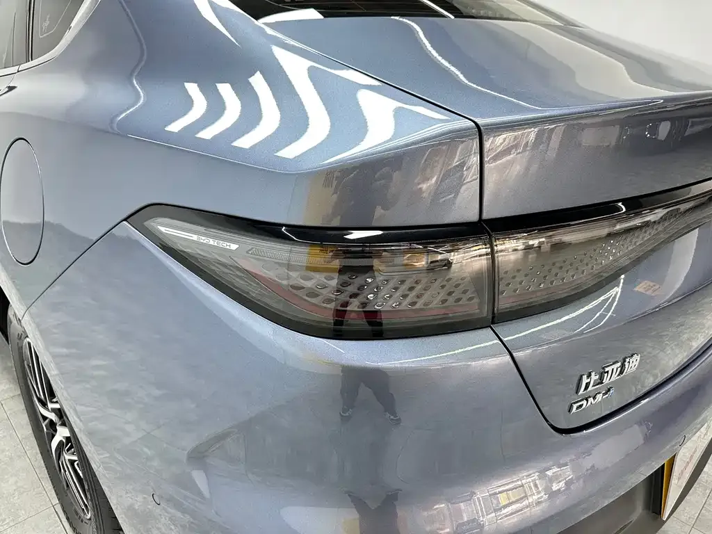 BYD Seal 05 DM-i — фото 10