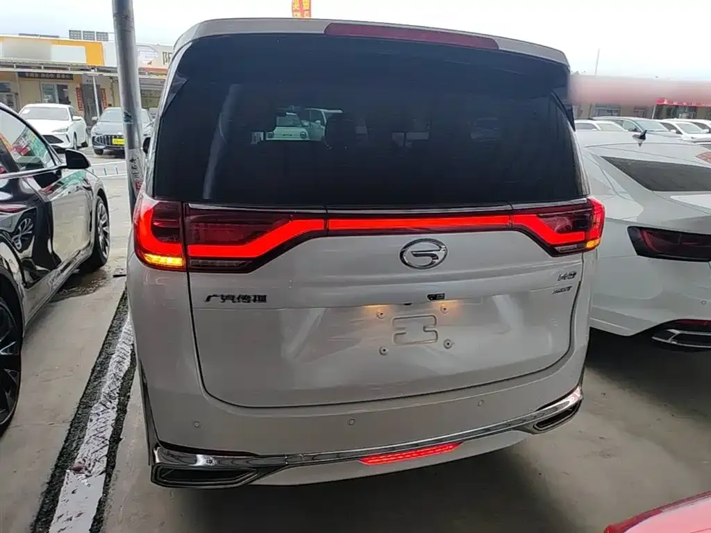 GAC Motor Trumpchi M8 — фото 10