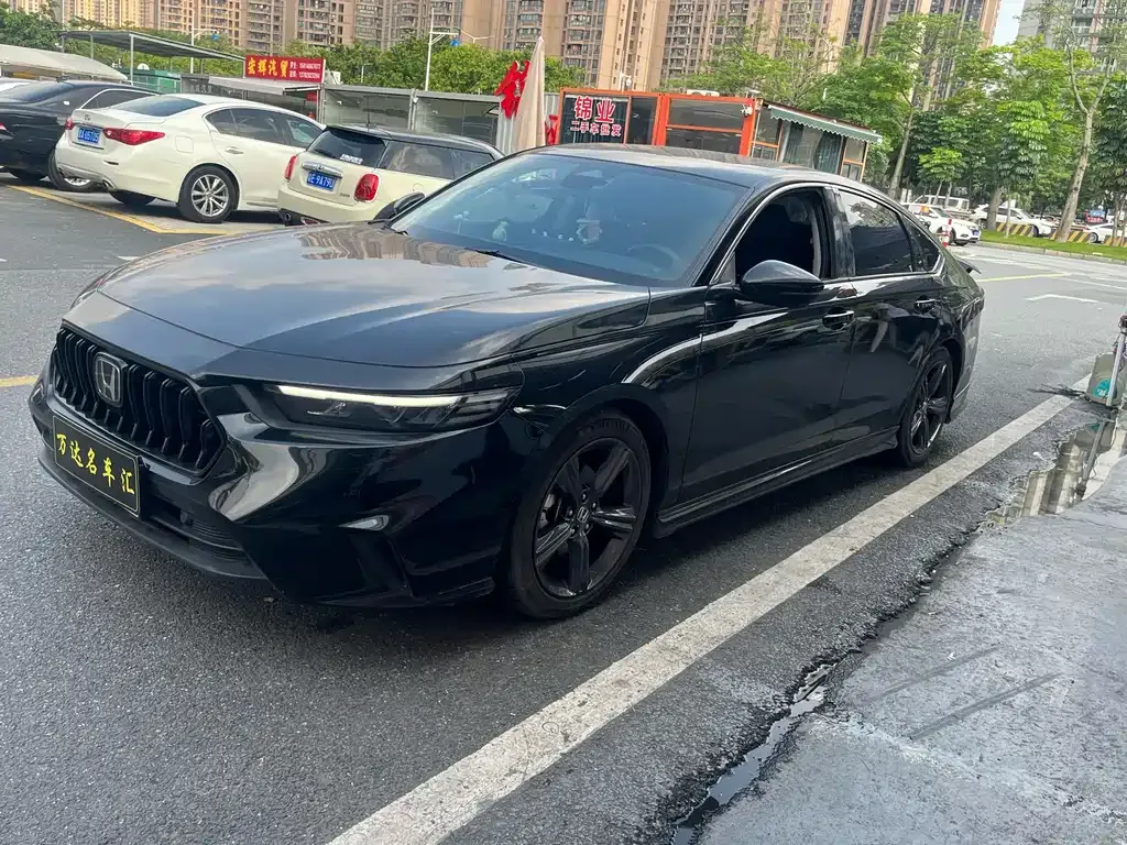 Honda Inspire — фото 1