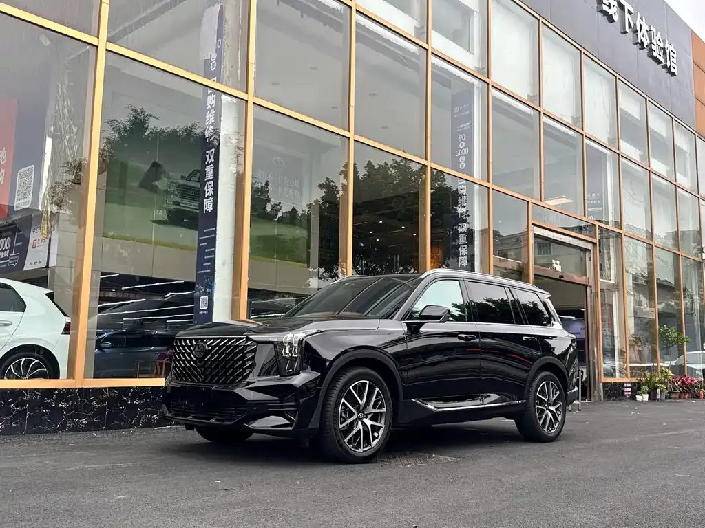 GAC Motor Trumpchi GS8 — фото 1