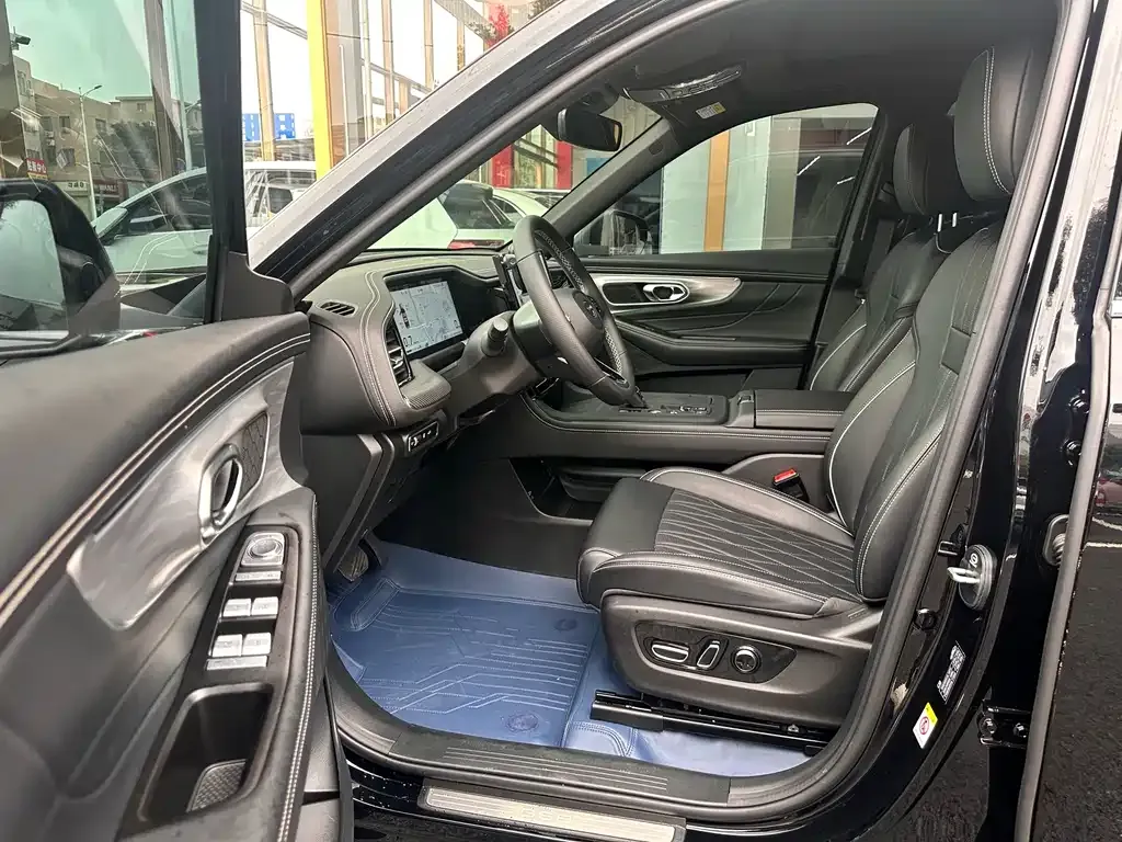 GAC Motor Trumpchi GS8 — фото 8
