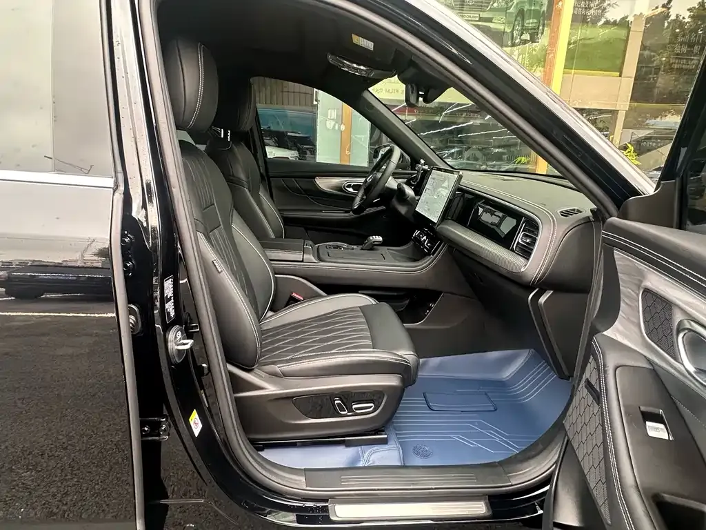 GAC Motor Trumpchi GS8 — фото 3