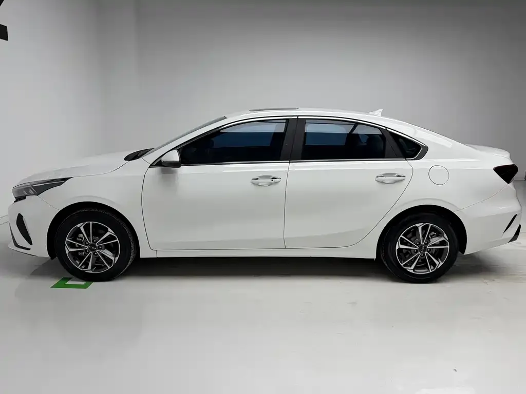 Kia K3 2023 из CN, фото 2