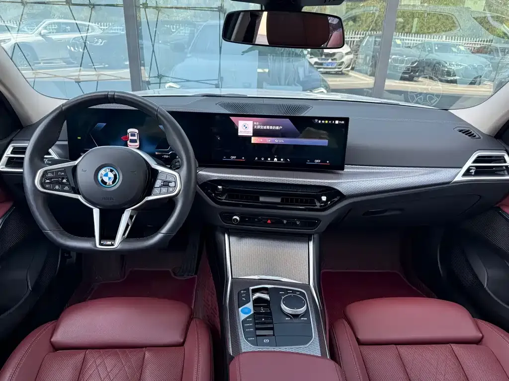 BMW i3 — фото 8
