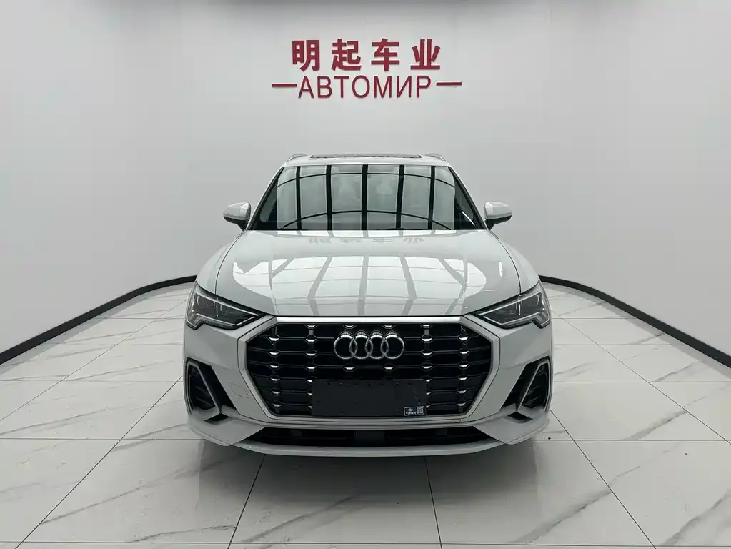 Audi Q3 — фото 3