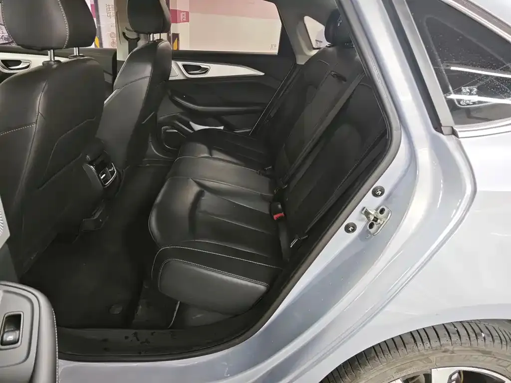 Roewe Feifan ER6 2022 из CN, фото 3