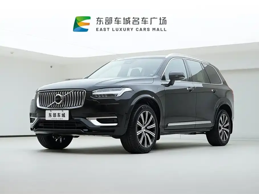 Volvo XC90 — фото 1