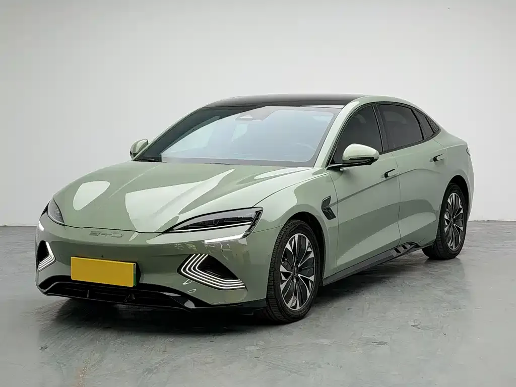 BYD Seal — фото 1