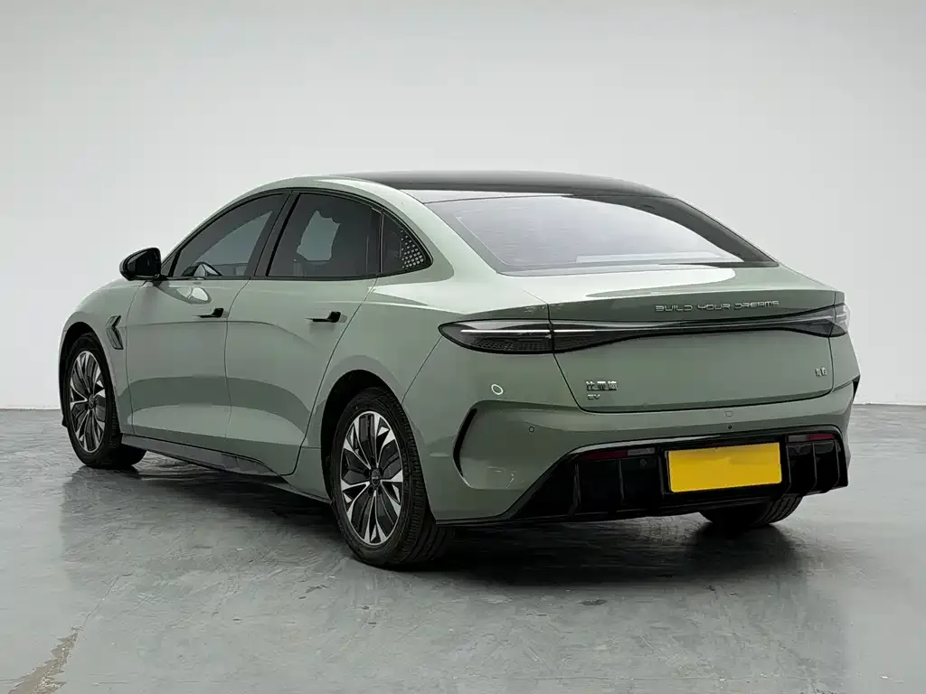 BYD Seal — фото 7