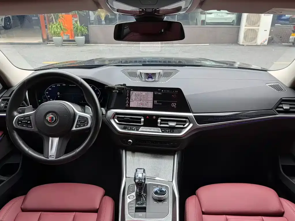 BMW 3 Series 2021 из CN, фото 3