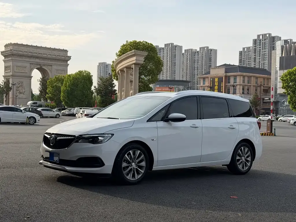 Buick GL6