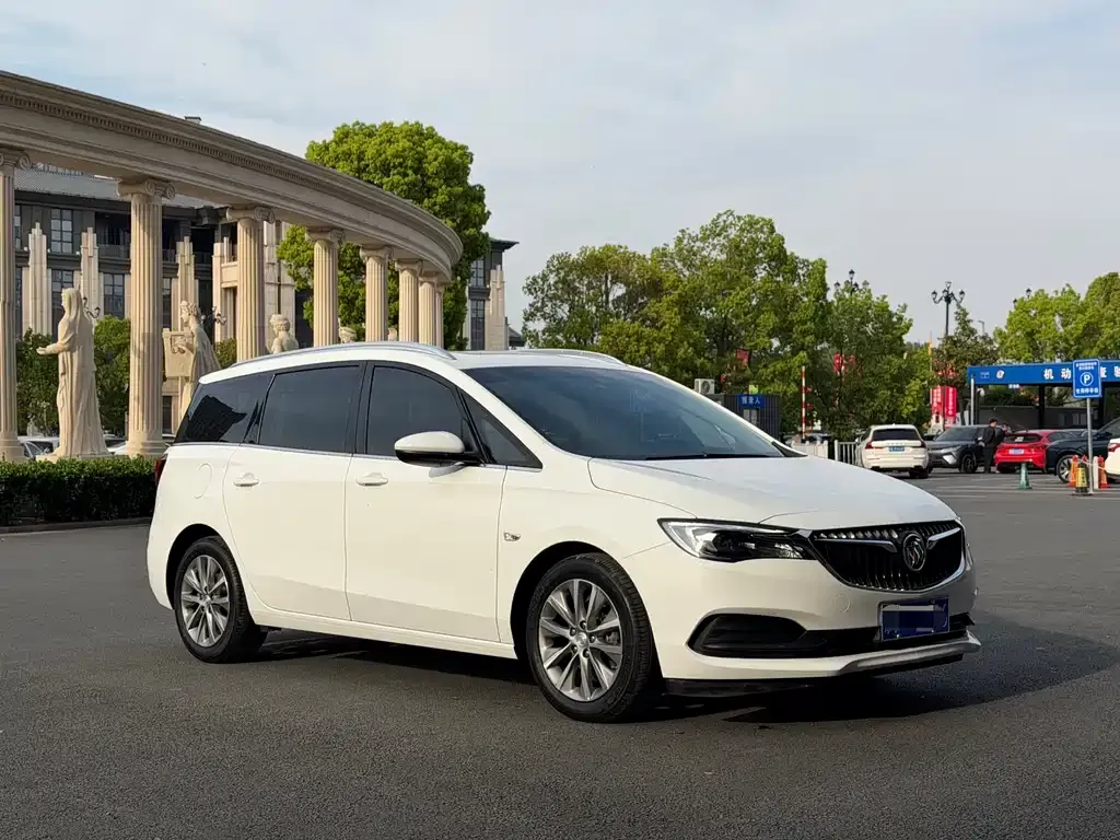 Buick GL6 2023 из CN, фото 7