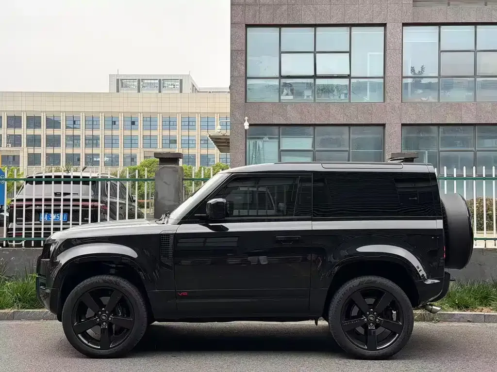 Land Rover Defender — фото 3