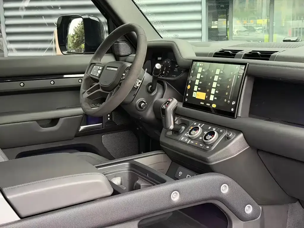 Land Rover Defender — фото 2