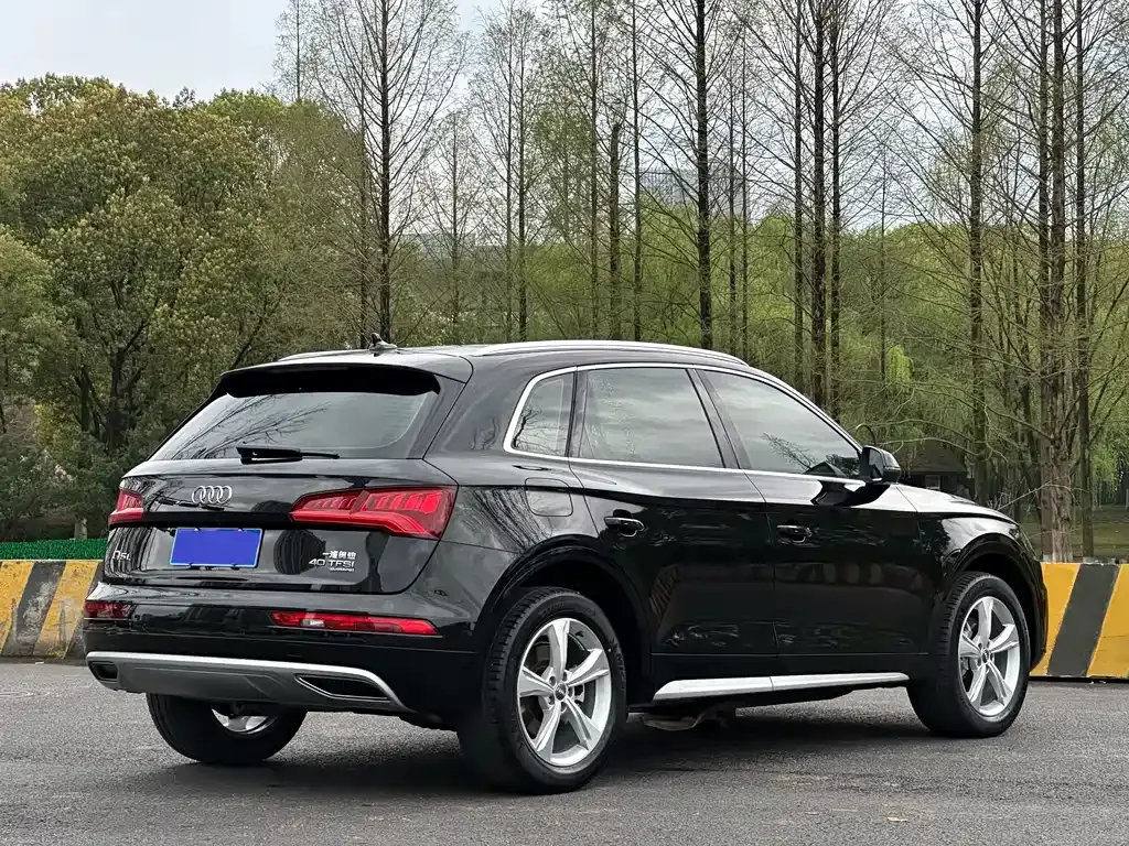 Audi Q5L 2021 из CN, фото 8