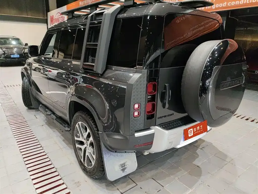 Land Rover Defender — фото 5