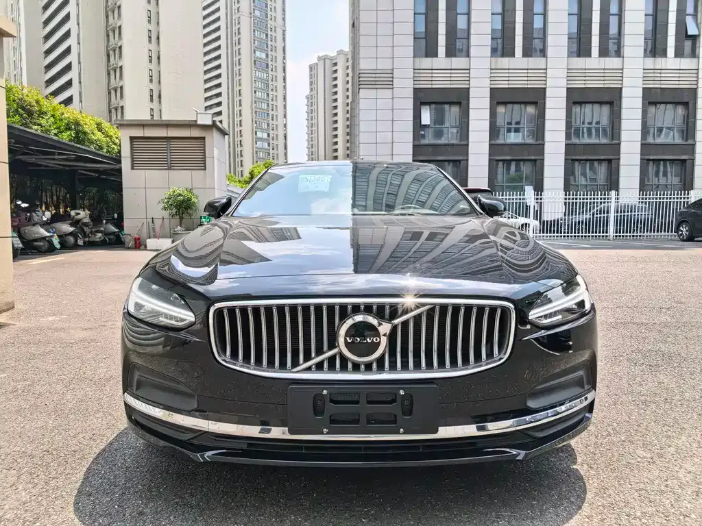Volvo S90 — фото 9