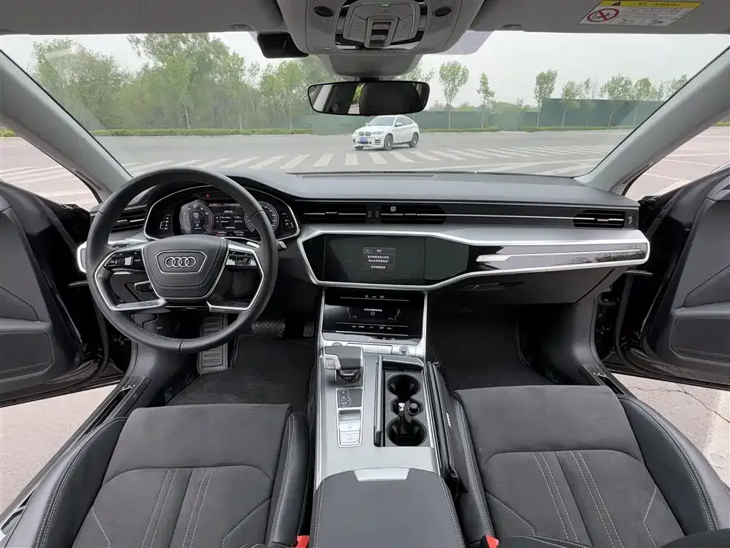 Audi A7L — фото 4