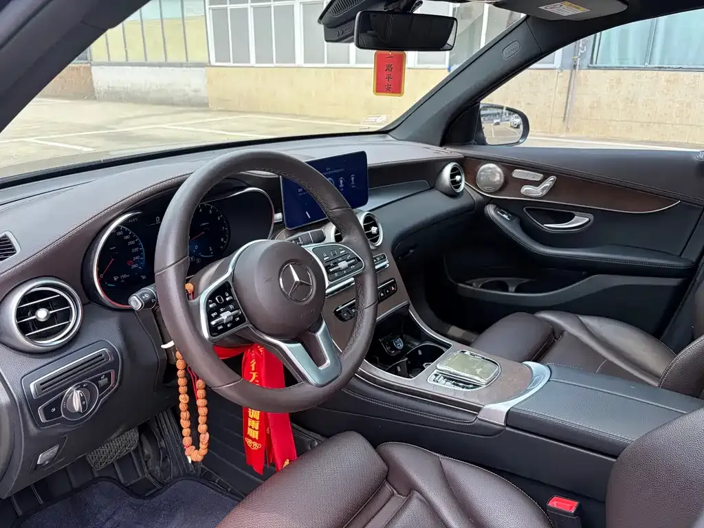 Mercedes-Benz GLC — фото 10