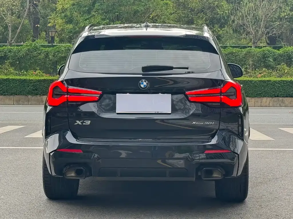 BMW X3 — фото 10