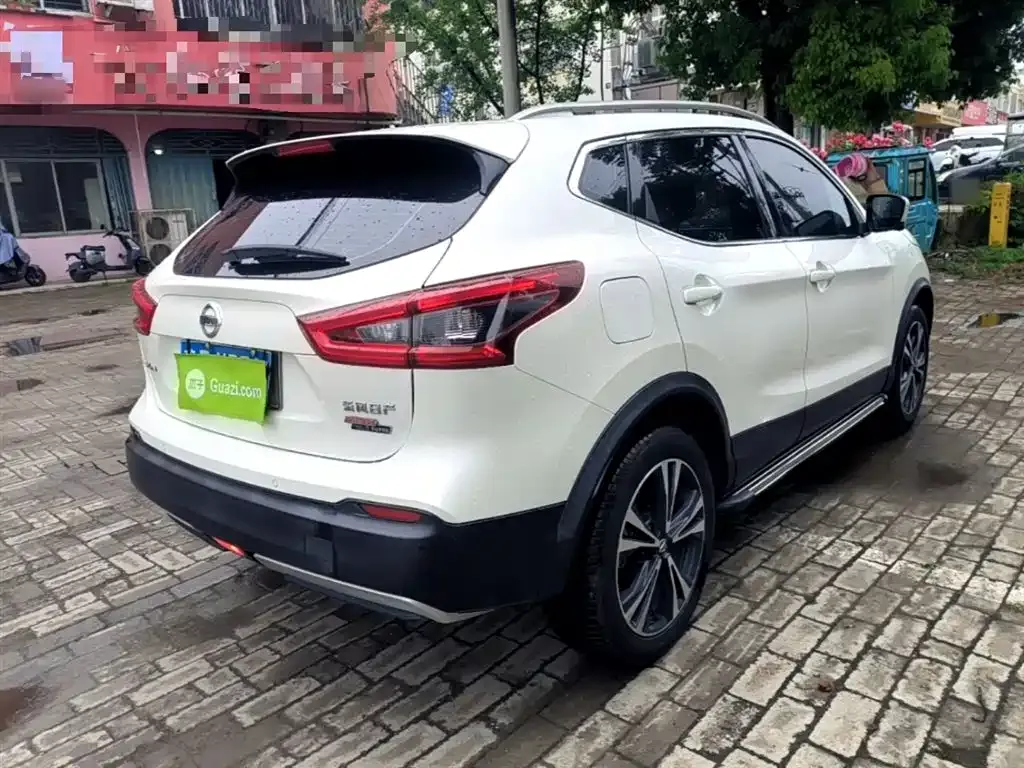 Nissan Qashqai — фото 5