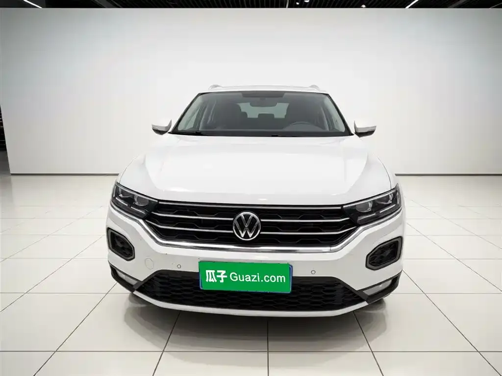 Volkswagen T-Roc — фото 3