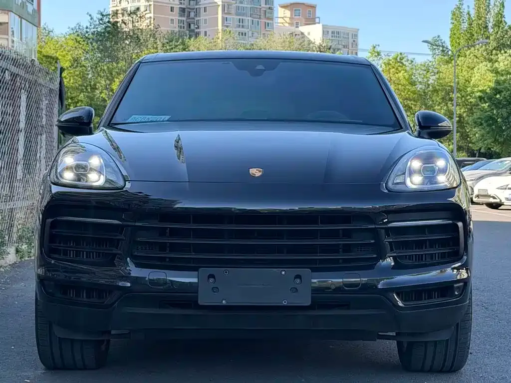 Porsche Cayenne — фото 2