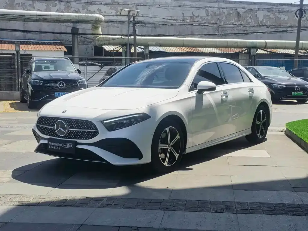 Mercedes-Benz A-Class — фото 1