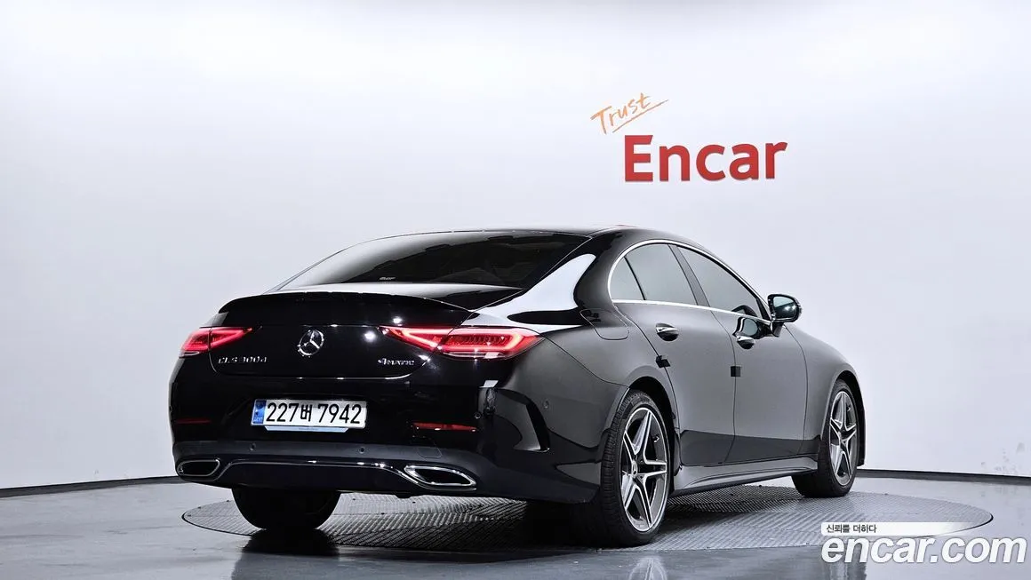 Mercedes-Benz CLS-Class — фото 10