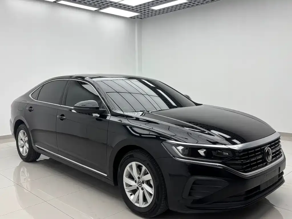 Volkswagen Passat — фото 8