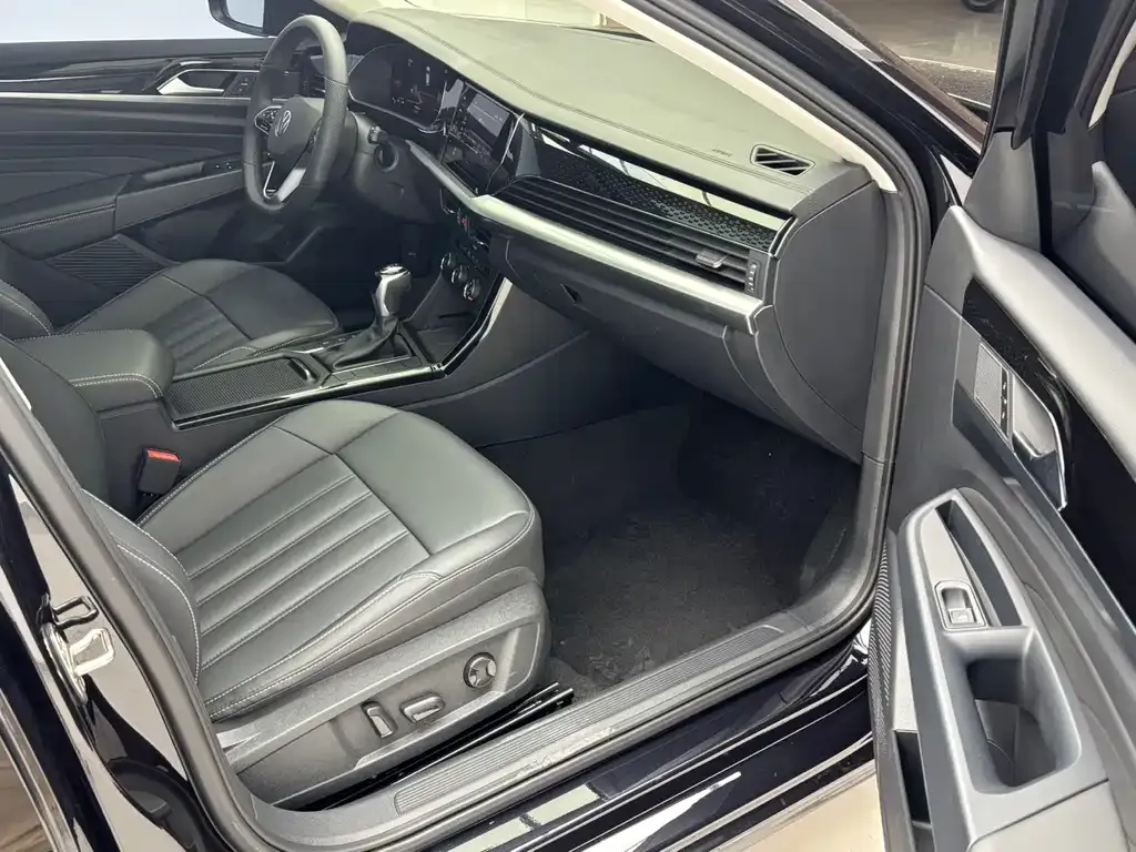 Volkswagen Passat — фото 10