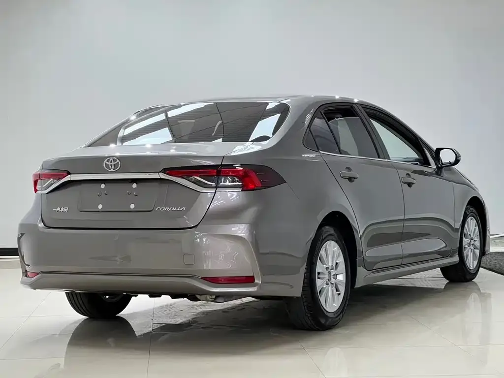 Toyota Corolla 2022 из CN, фото 3