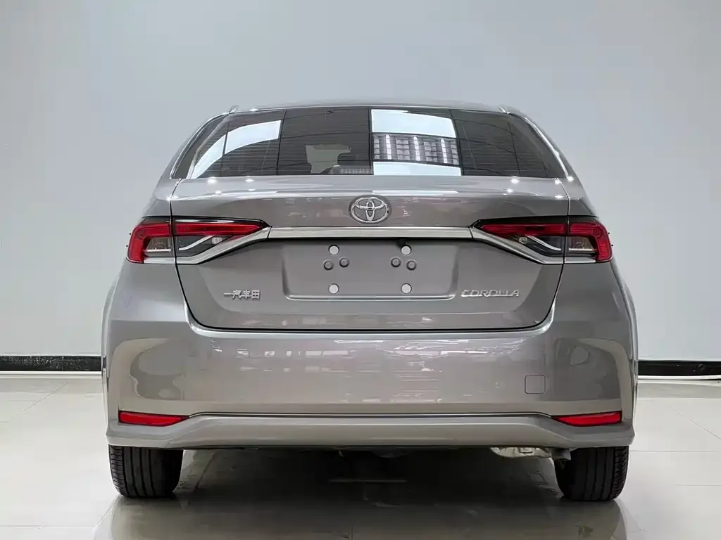 Toyota Corolla 2022 из CN, фото 2