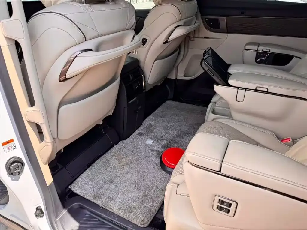 Toyota Vellfire — фото 6