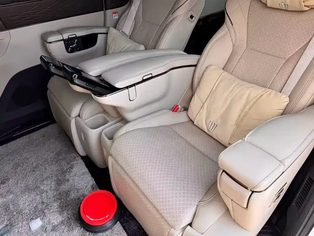 Toyota Vellfire — фото 7
