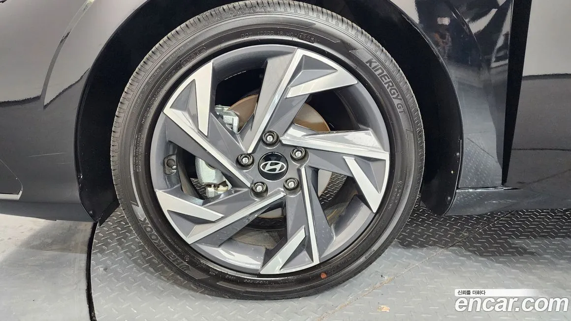 Hyundai AVANTE — фото 7