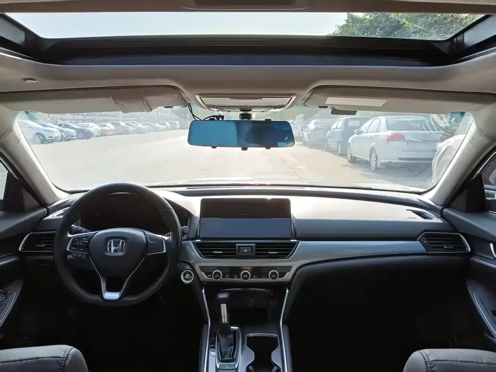 Honda Accord — фото 3