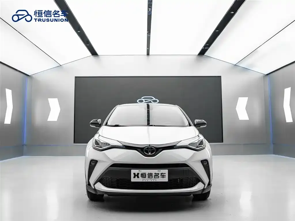 Toyota C-HR — фото 6