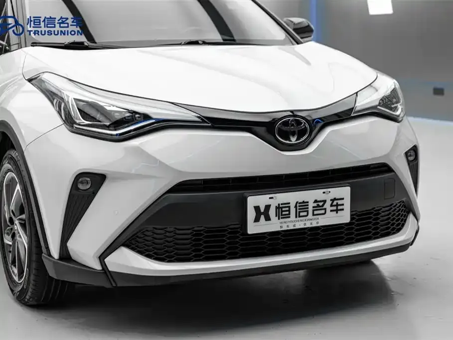 Toyota C-HR — фото 4