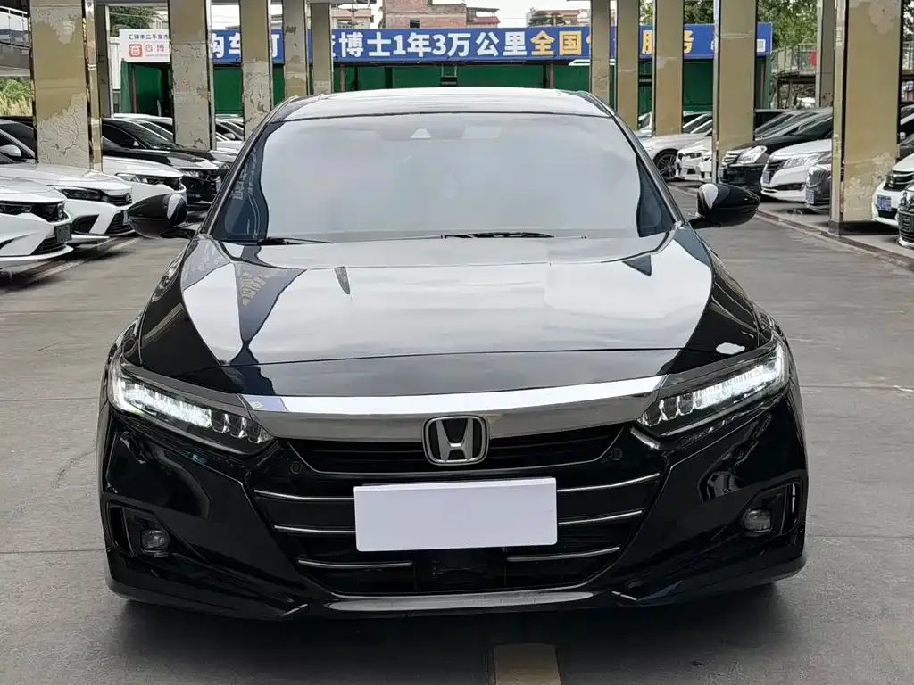 Honda Accord — фото 5