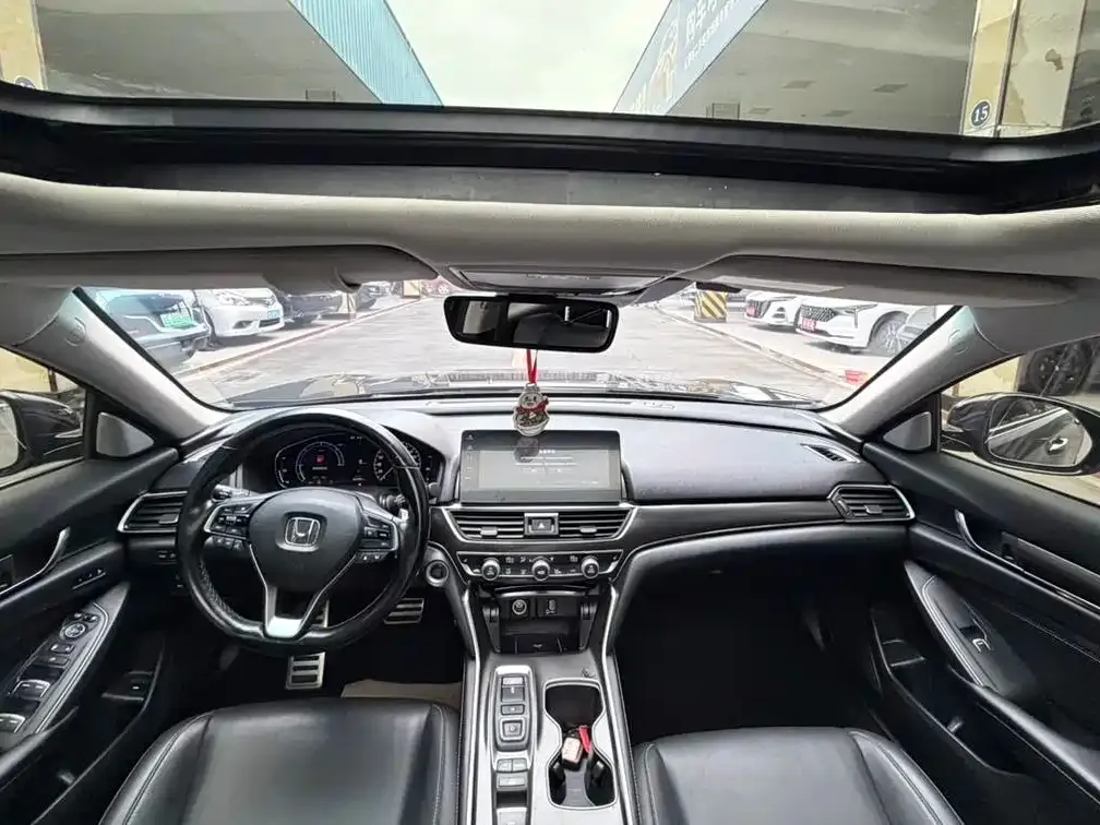 Honda Accord — фото 2