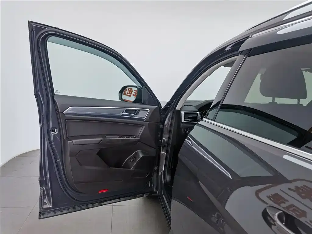Volkswagen Teramont X 2021 из CN, фото 7