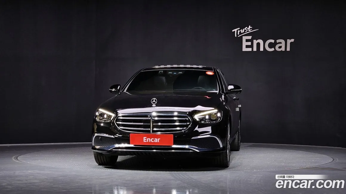 Mercedes-Benz E-Class 2023 из KR, фото 2