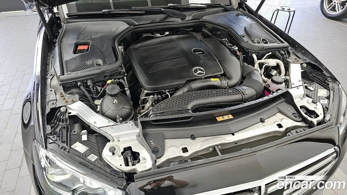 Mercedes-Benz E-Class 2023 из KR, фото 10