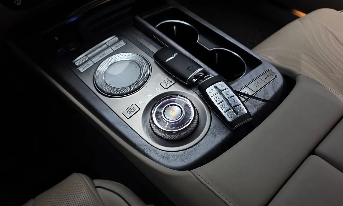 Genesis G80 — фото 2