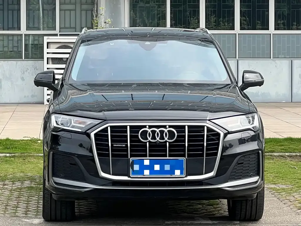 Audi Q7 — фото 2
