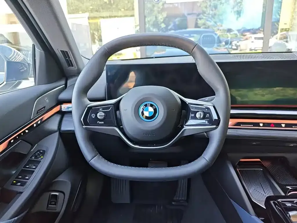 BMW i5 2024 из CN, фото 2