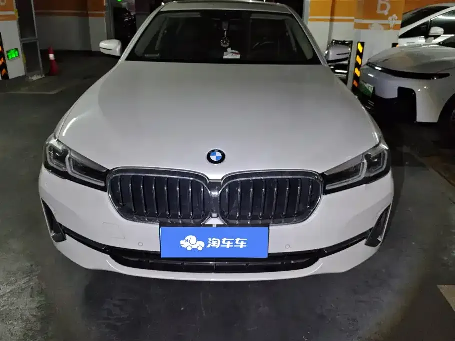 BMW 5 Series — фото 2